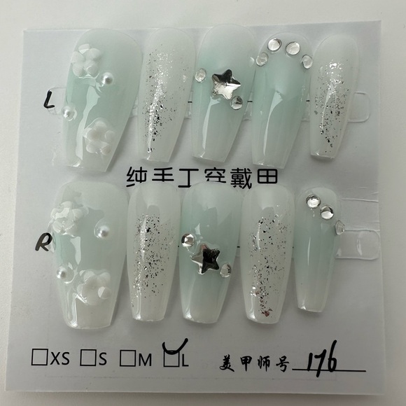 Handmade press on nails bundle of four sets size large - Picture 6 of 13